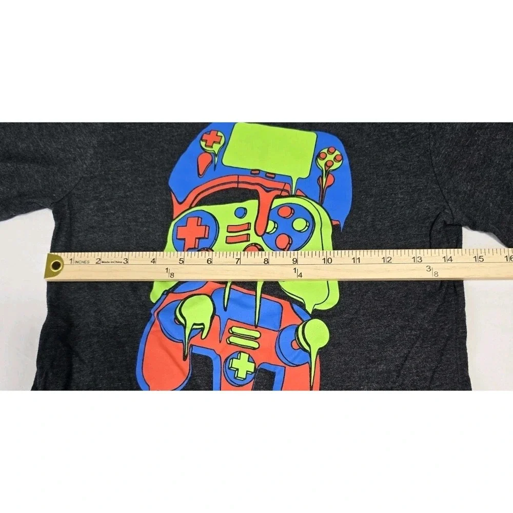 Children's Place Boy's Medium (7-8) Graphic T-shirt Dark‎ Gray Short-Sleeve